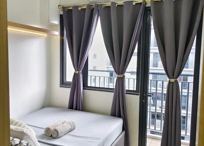 Shore 2 Staycation Condotel At Moa Pasay Near Airport Manila