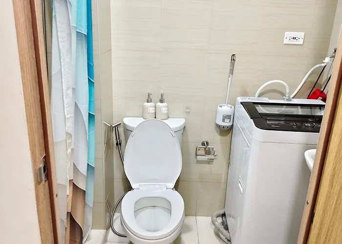Shore 2 Staycation Condotel At Moa Pasay Near Airport Aparthotel Manila