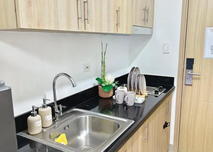 Aparthotel Shore 2 Staycation Condotel At Moa Pasay Near Airport Manila