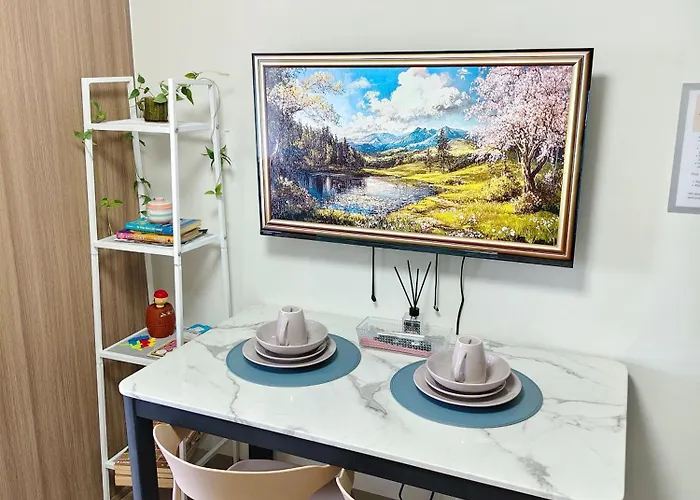 Shore 2 Staycation Condotel At Moa Pasay Near Airport Aparthotel