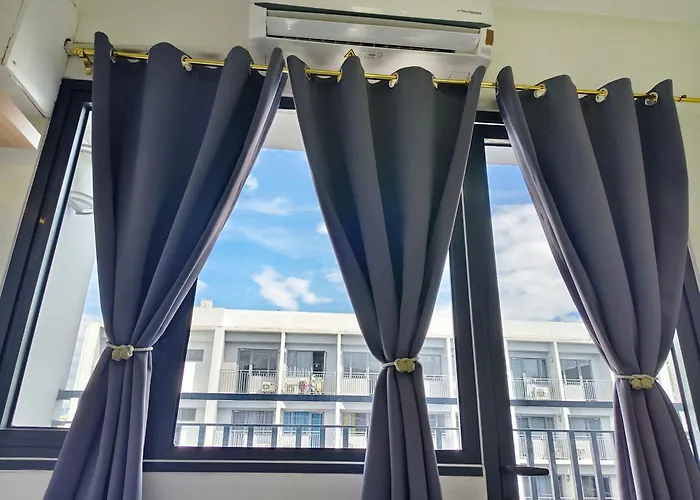 Shore 2 Staycation Condotel At Moa Pasay Near Airport Manila